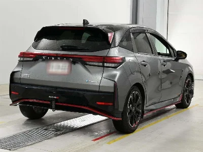 NISSAN AURA