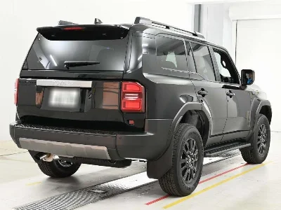 TOYOTA LAND CRUISER 250