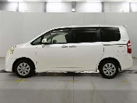 Цена авто Toyota Noah с аукционов Японии, номер кузова ZRR70G, пробег 178 000, оценка 7