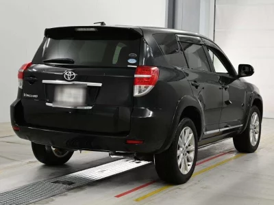 TOYOTA VANGUARD