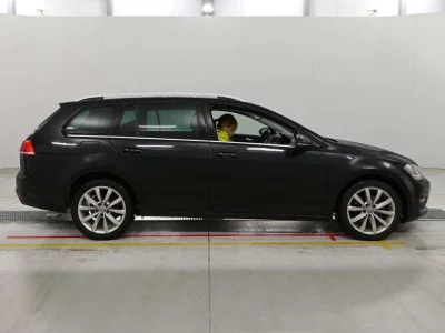 VOLKSWAGEN GOLF VARIANT