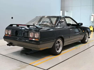 NISSAN SKYLINE