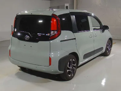 Toyota Sienta