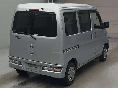 TOYOTA PIXIS VAN