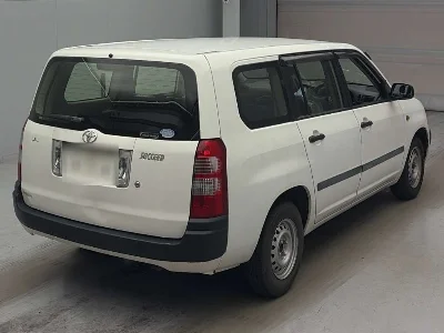 TOYOTA SUCCEED