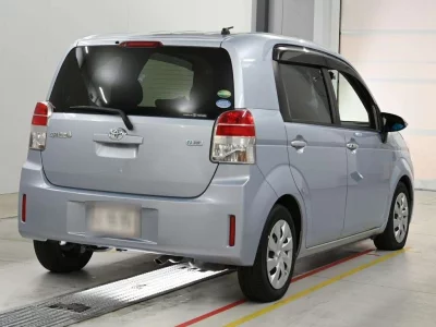 TOYOTA SPADE