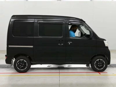 DAIHATSU HIJET VAN