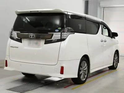 TOYOTA VELLFIRE