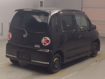 DAIHATSU MOVE LATTE