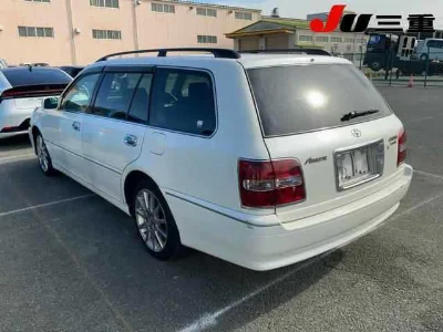 TOYOTA CROWN ESTATE