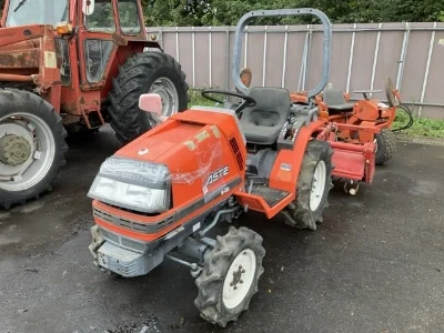 KUBOTA KUBOTA