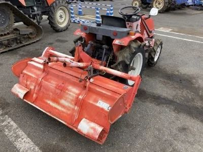 KUBOTA KUBOTA