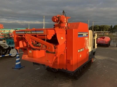KUBOTA KUBOTA