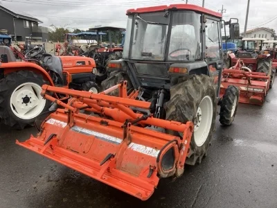 KUBOTA KUBOTA