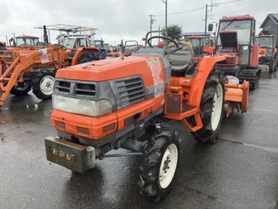 KUBOTA KUBOTA