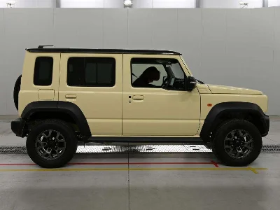 SUZUKI JIMNY NOMADE