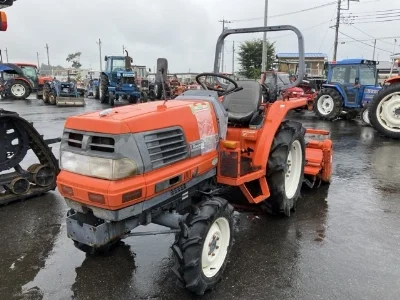 KUBOTA KUBOTA