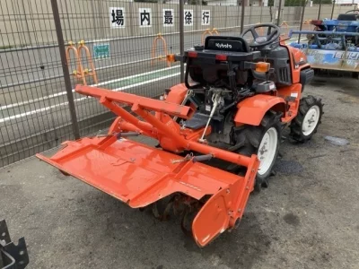 KUBOTA KUBOTA