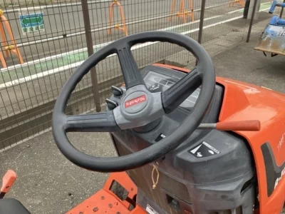 KUBOTA KUBOTA