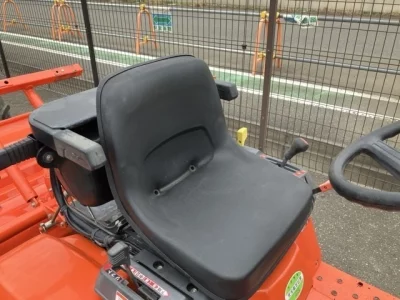KUBOTA KUBOTA
