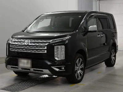 MITSUBISHI DELICA D5
