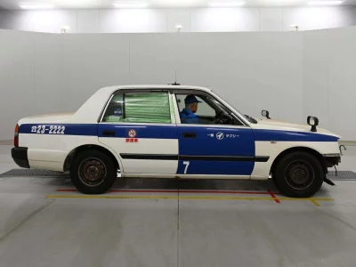 TOYOTA CROWN COMFORT