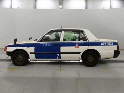 TOYOTA CROWN COMFORT