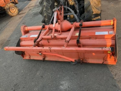 KUBOTA KUBOTA