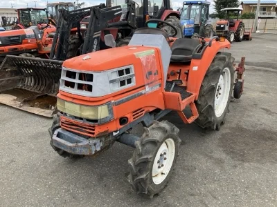KUBOTA KUBOTA