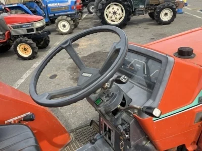 KUBOTA KUBOTA