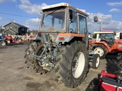 KUBOTA KUBOTA