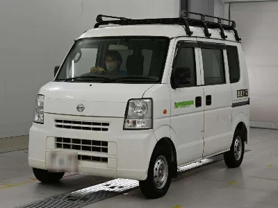 NISSAN CLIPPER VAN