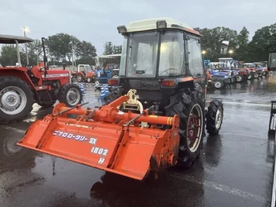 KUBOTA KUBOTA