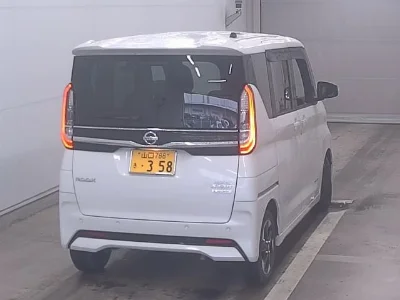 NISSAN ROOX