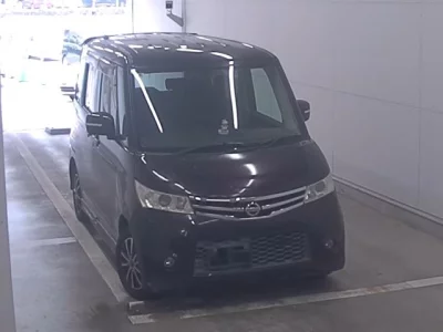 NISSAN ROOX