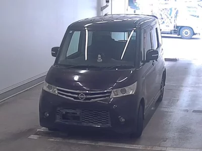 NISSAN ROOX