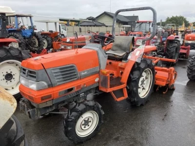 KUBOTA KUBOTA