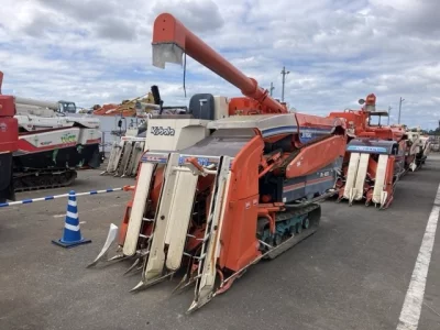 KUBOTA KUBOTA