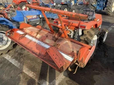 KUBOTA KUBOTA