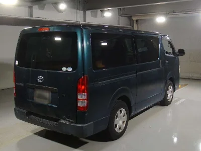 TOYOTA REGIUS VAN
