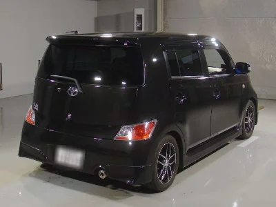 TOYOTA BB