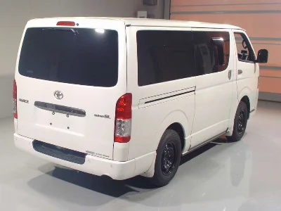 Статистика аукционов Toyota HiAce Van