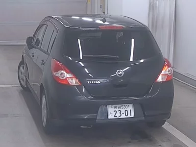 NISSAN TIIDA