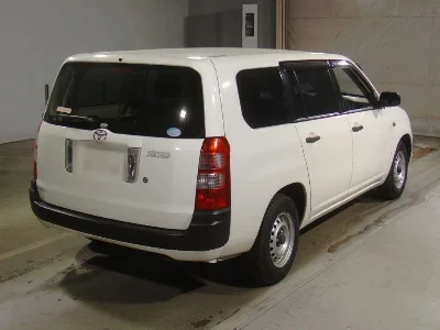 TOYOTA SUCCEED