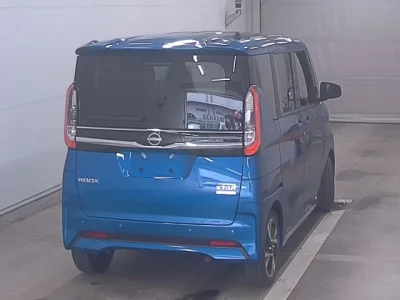 NISSAN ROOX