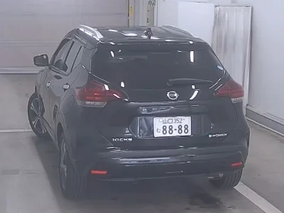 NISSAN KICKS