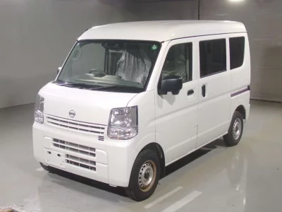 NISSAN CLIPPER VAN