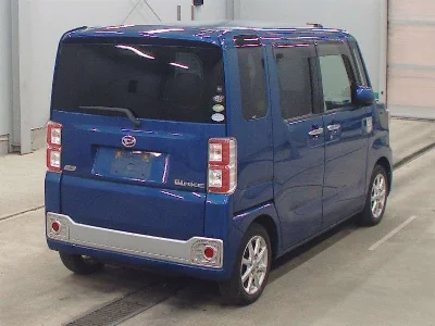 DAIHATSU WAKE