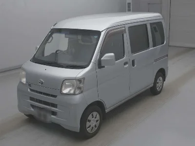 TOYOTA PIXIS VAN