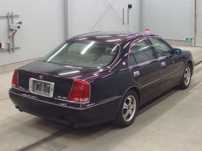 Toyota CROWN MAJESTA